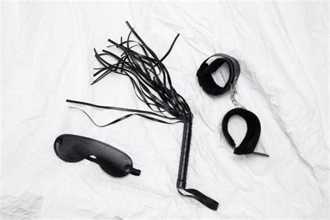 33 Bondage Positions for Beginners and Experienced BDSM。